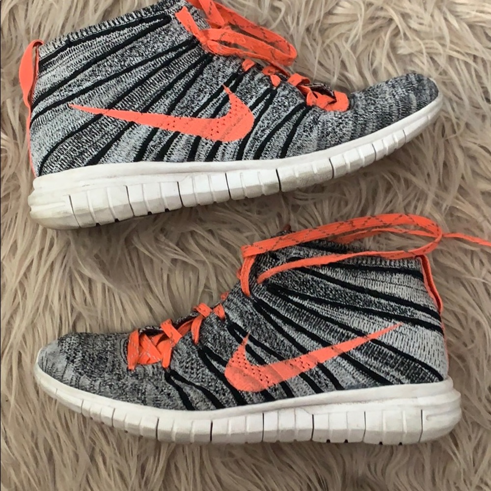 Nike flynit chukka